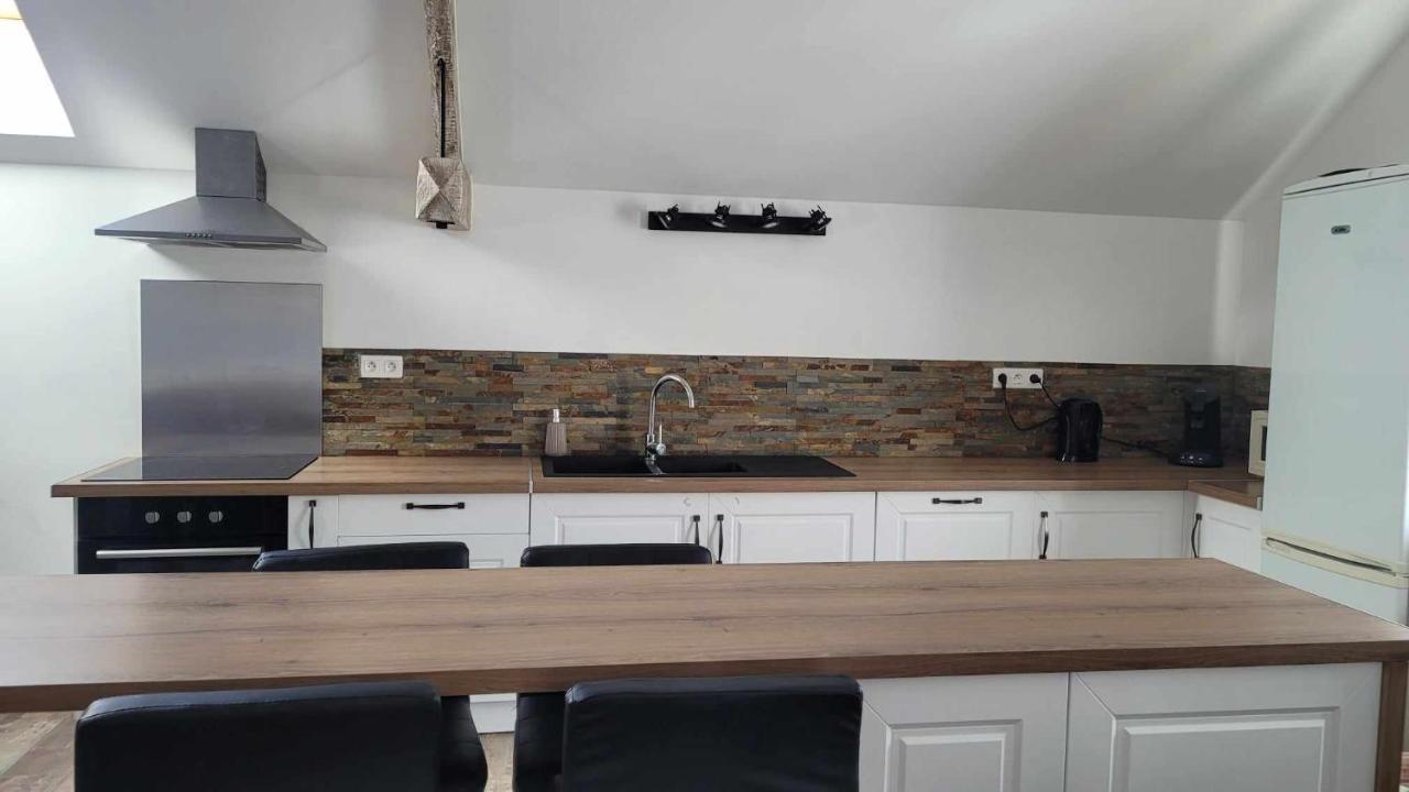 Charmante Maison A Haybes Exteriér fotografie